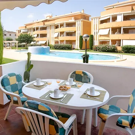 Apartment Con Piscina En Residencial Mediterraneo By Alterhome