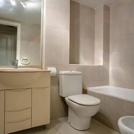 Oasis Mediterraneo - Escapada Con Piscina En *